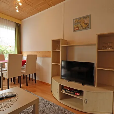 Attraktive Raeuberkuhle In 度假居 科瑟罗