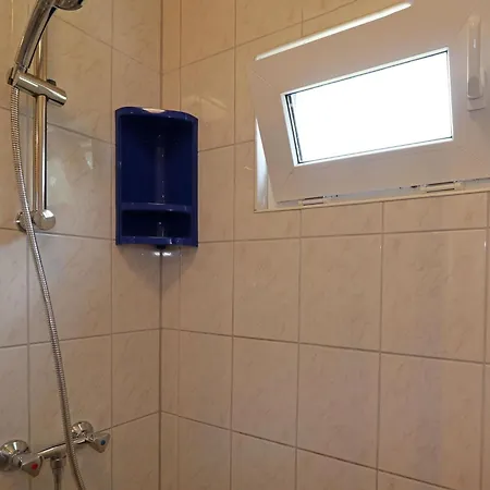 度假居 Attraktive Raeuberkuhle In 科瑟罗