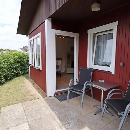 Attraktive Raeuberkuhle In 度假居