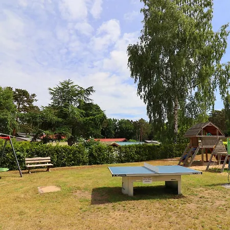 度假居 Attraktive Raeuberkuhle In *