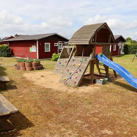 Attraktive Raeuberkuhle In 度假居