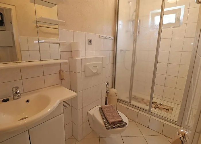 Дом отдыха Attraktive Raeuberkuhle In Козеров