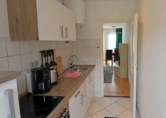 Attraktive Raeuberkuhle In Дом отдыха