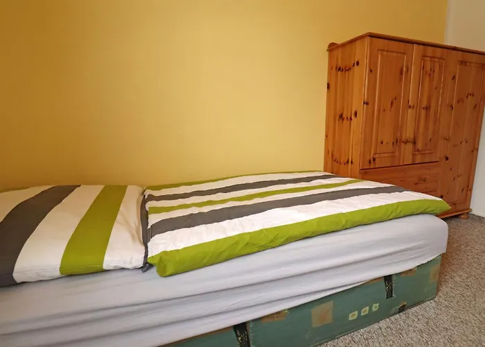 Attraktive Raeuberkuhle In Дом отдыха Козеров