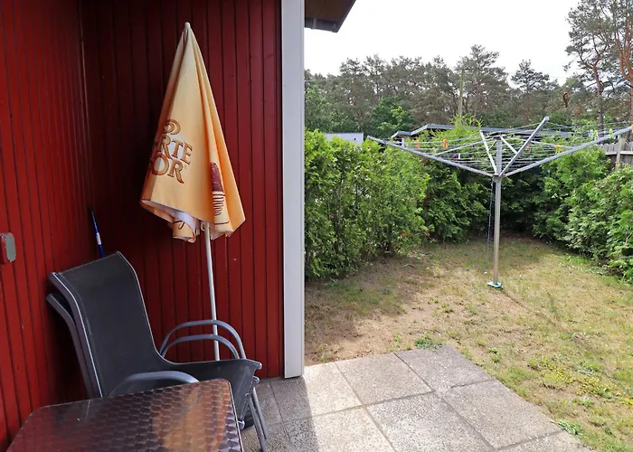 Attraktive Raeuberkuhle In Козеров