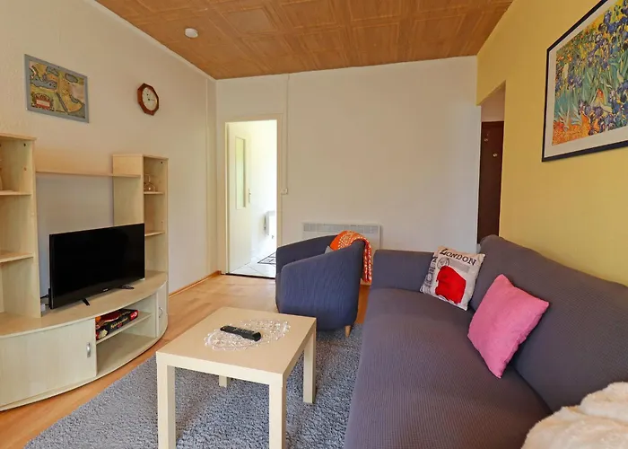 Дом отдыха Attraktive Raeuberkuhle In Козеров